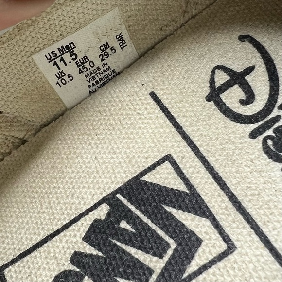 RARE Vans x Disney Mickey Mouse Classic Slip On Sneakers Limited Edition - Picture 10 of 10